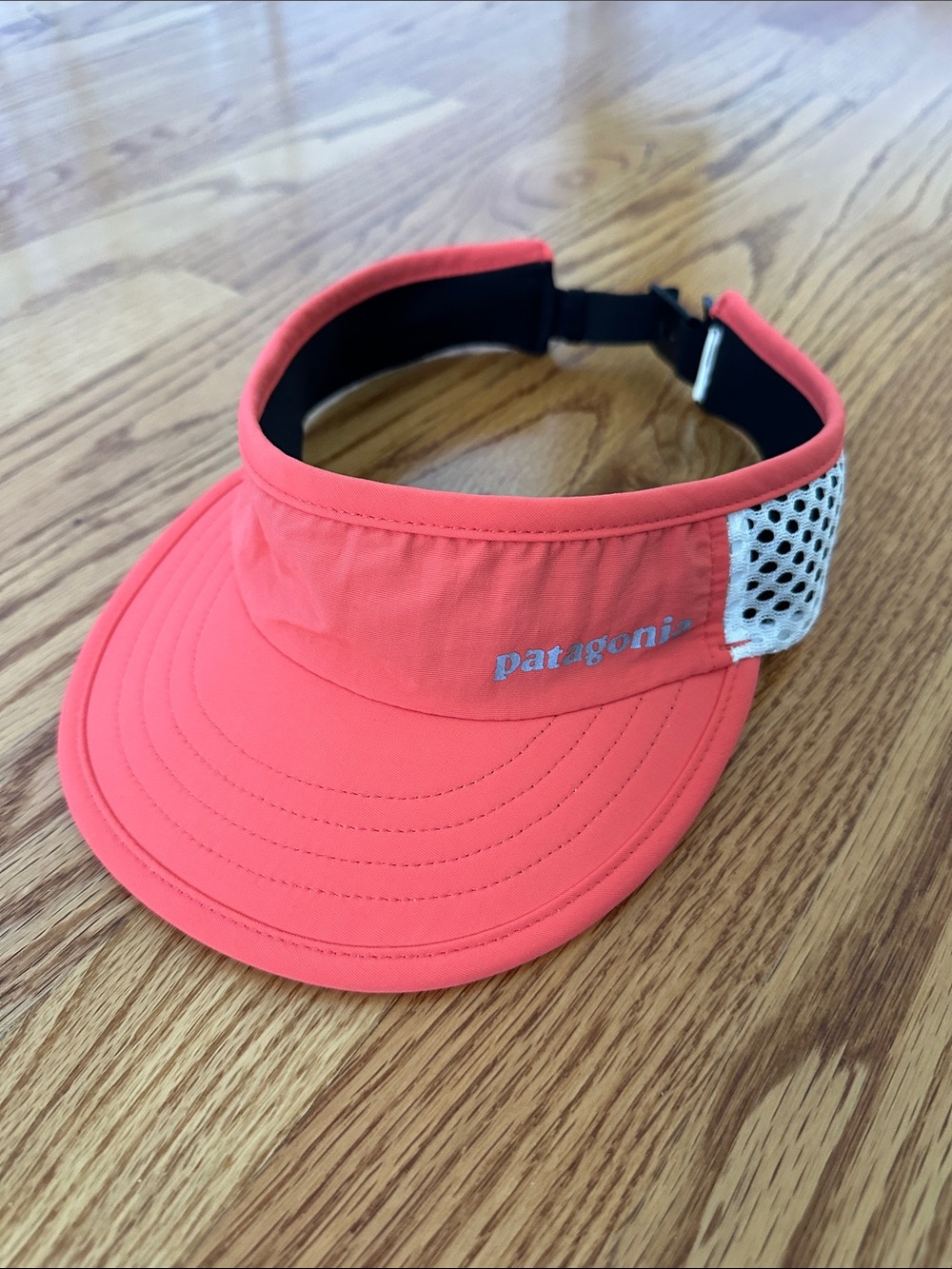 Patagonia Visor - quick drying with mesh